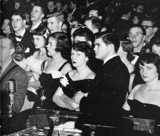 Recensio49AprilSeniorBall