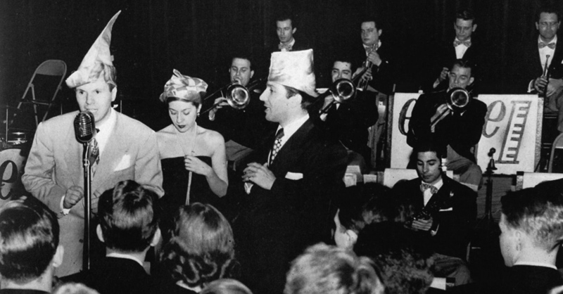 Recensio49JuniorProm