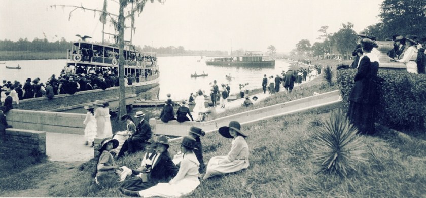 Houston Public Library 