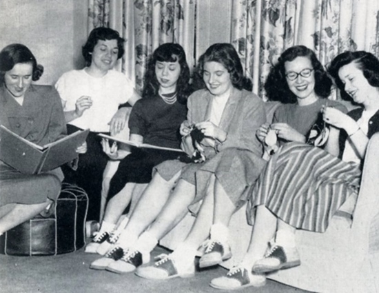 Recensio 1949 Zeta Tau Alpha