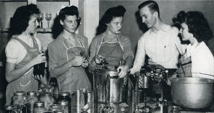 Thomas Jefferson High School 1945