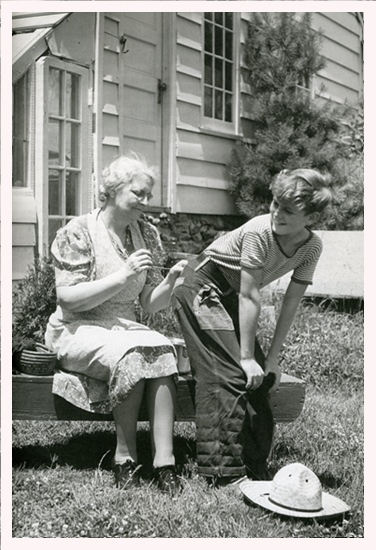 "Going Going Gone" by Jonas & Nissenson