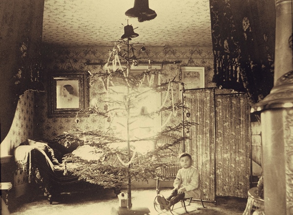Christmas in Orson Reynolds House ca. 1880, Reynoldston NY http://www.reynoldstonnewyork.org/